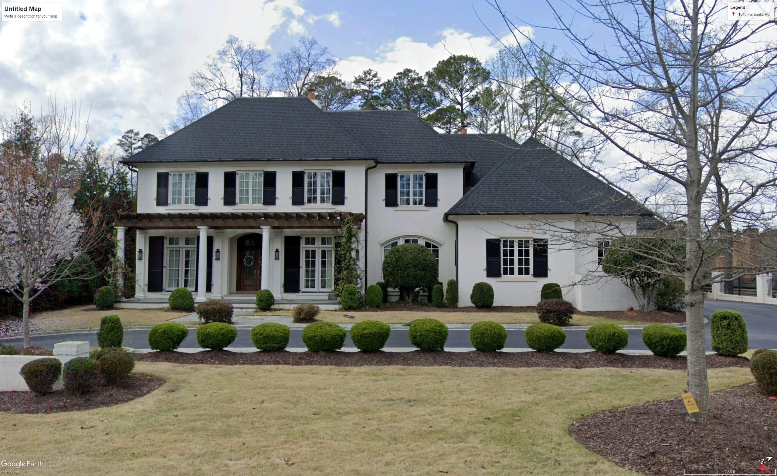 Luxury house Floor Plan with Blueprint Designs & Features