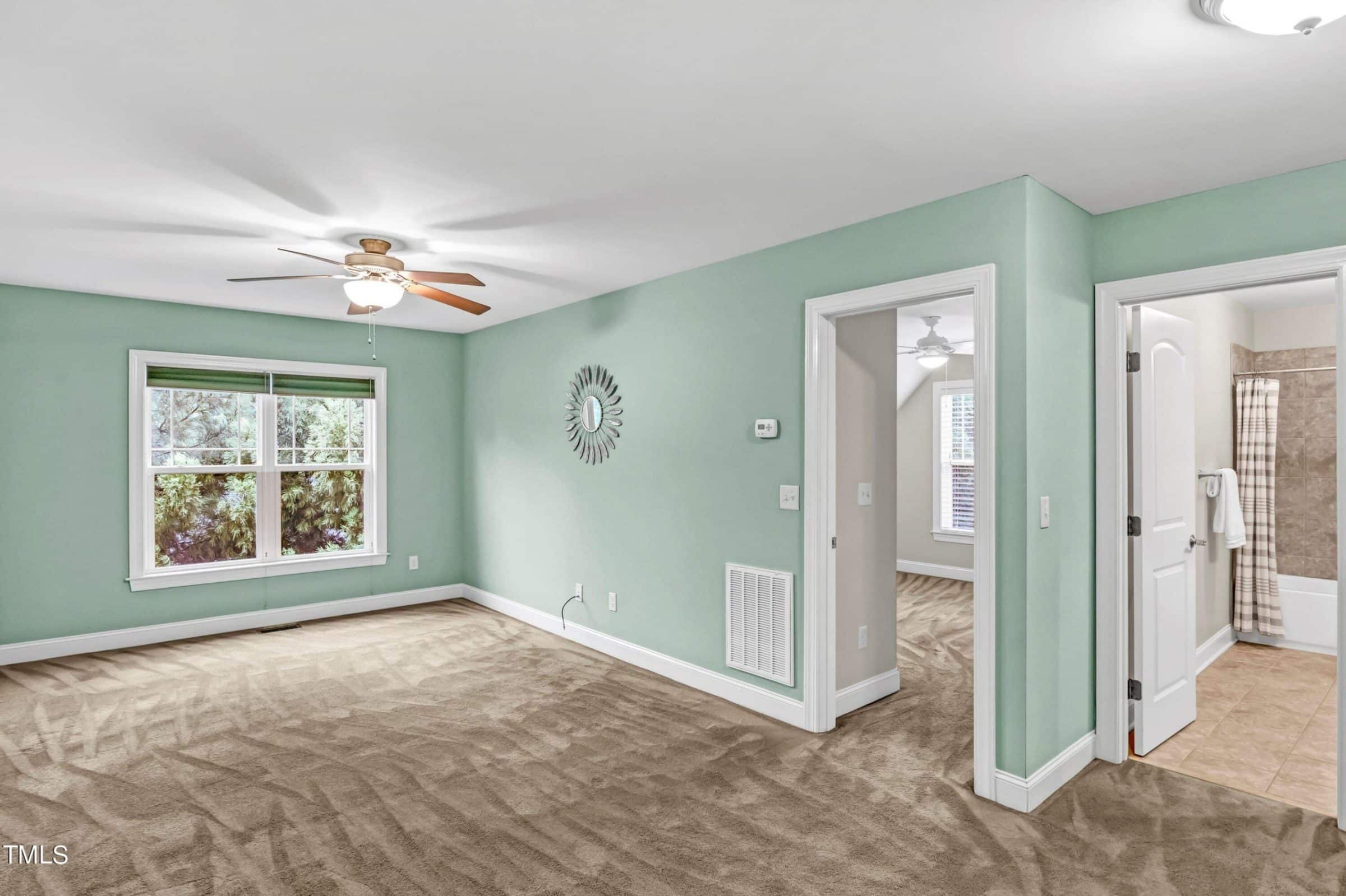 Modern 2-Bedroom Townhome Blueprint with Open Plan Design
