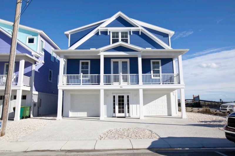 Modern Beach house CAD Plan with Coastal Architecture Options