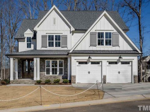 Modern Craftsman Floor Plan: Stunning house Design with CAD Blueprint