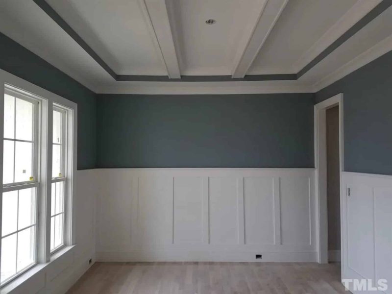 Modern Craftsman house Plan: Sleek Floor Plan with Timeless Designs