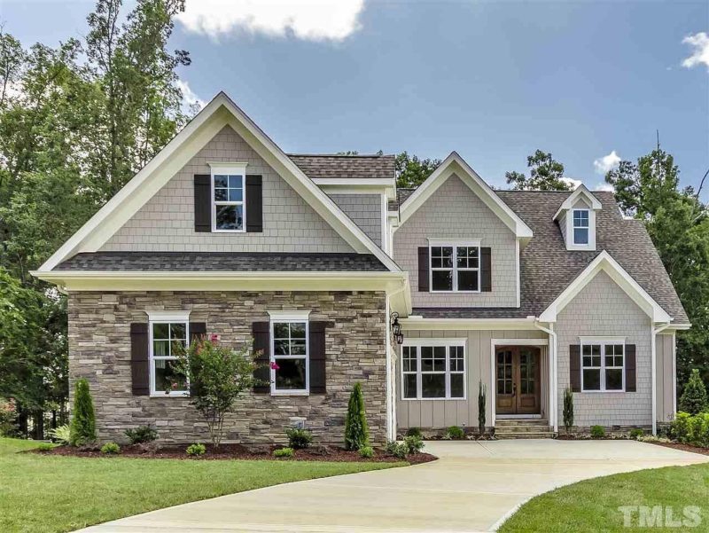 Modern Craftsman house Plan with 4 Bedrooms and CAD Designs