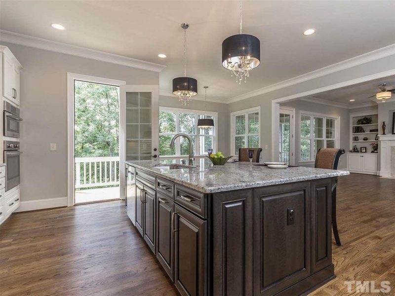 Modern Craftsman house Plan with 4 Bedrooms and CAD Designs