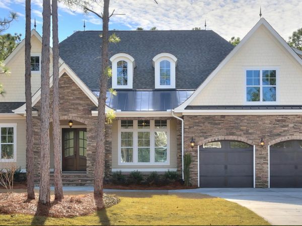 Modern Craftsman house Plan with Bonus Room and 1.5 Floors