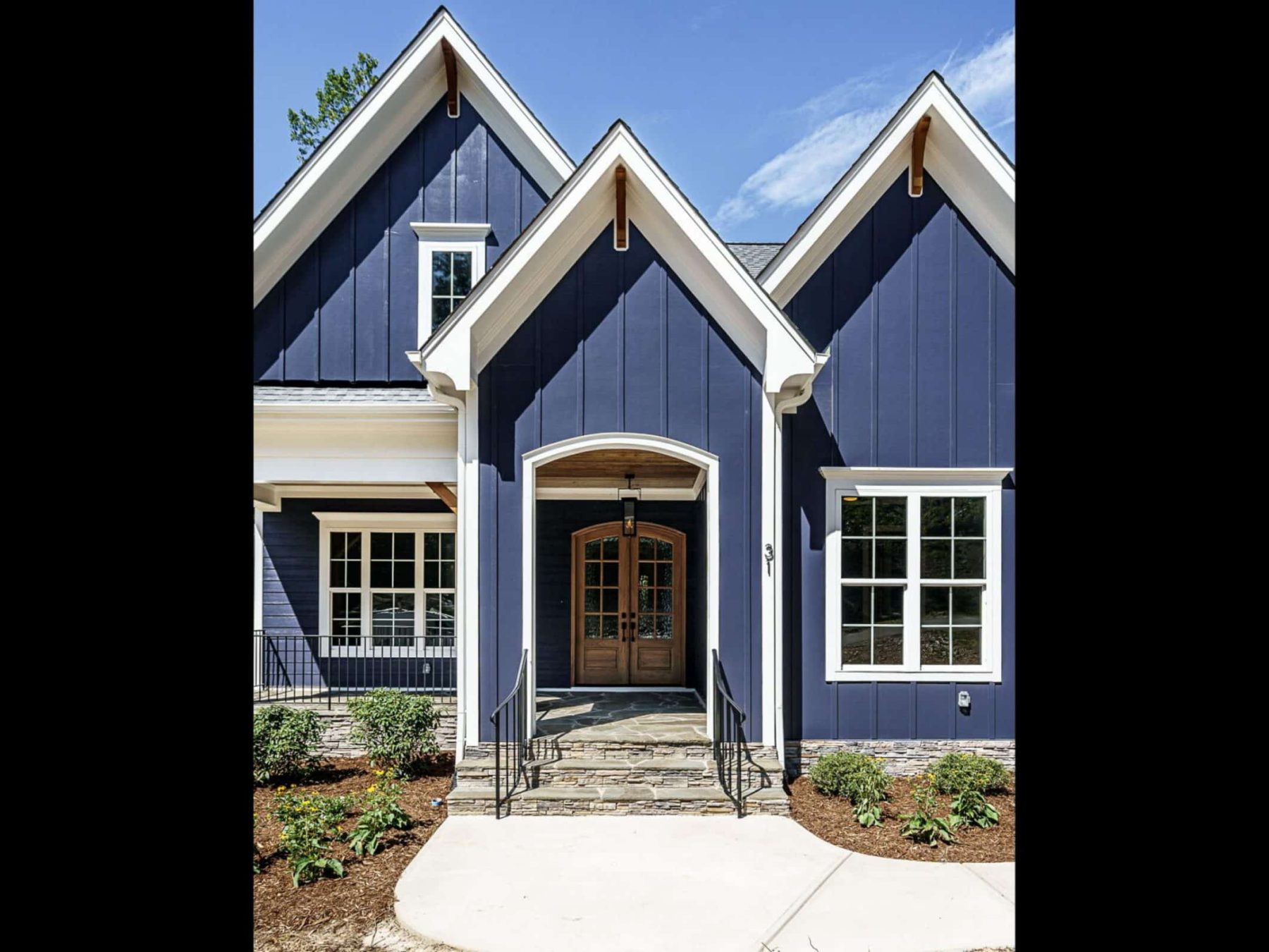 Modern Craftsman house Plan with CAD Designs and Floor Blueprint