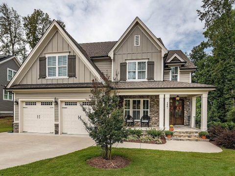 Modern Craftsman house Plan with Detailed Floor Blueprint