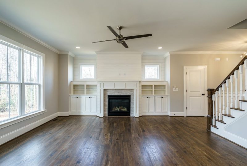 Modern Craftsman house Plan with Detailed Floor Blueprint