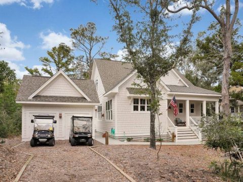 Modern Detached Garage Floor Plan for Small Vehicles