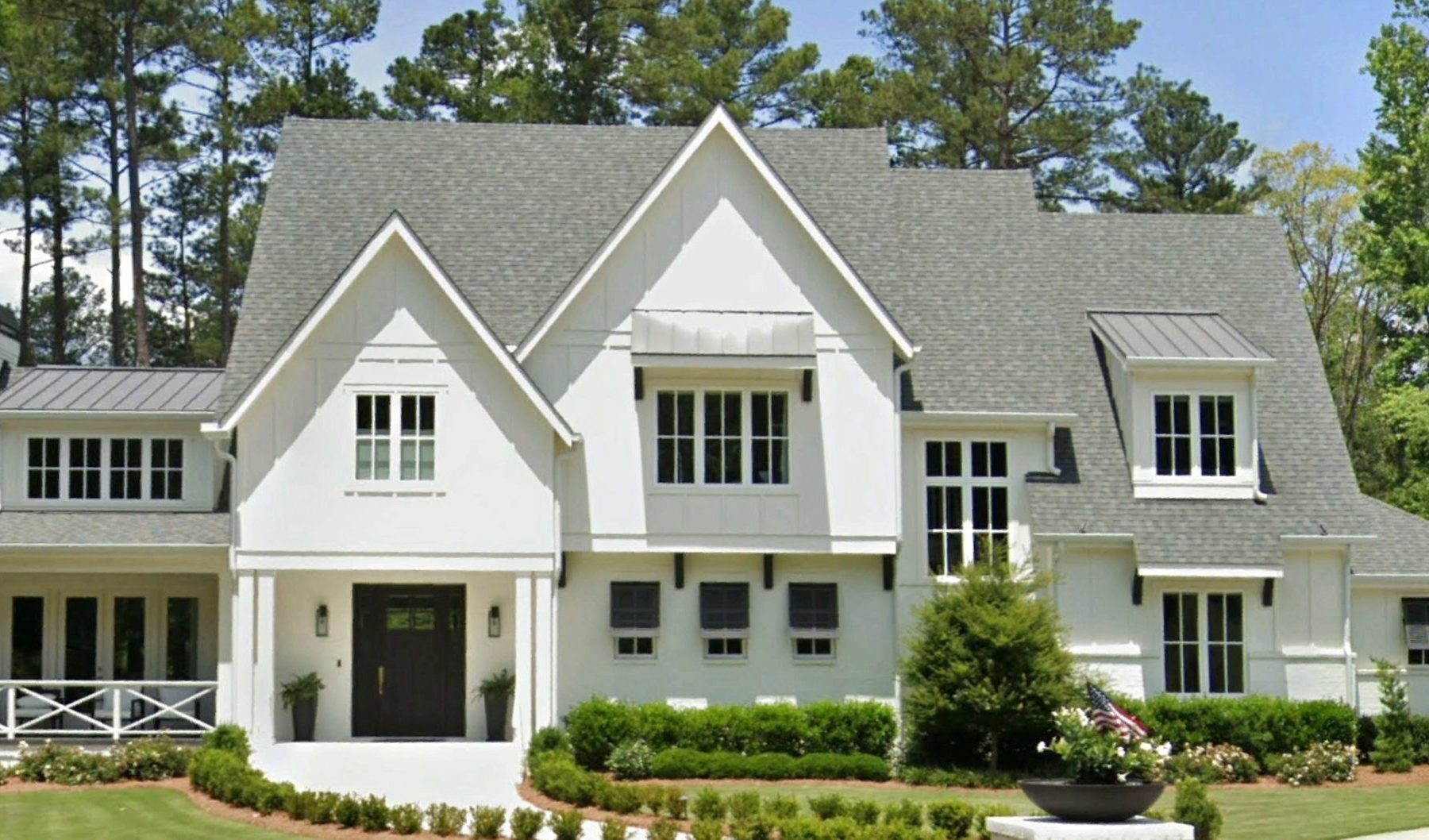 Modern Farmhouse house Plan - 2.5 Stories with 4 Bedrooms