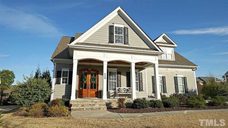 Modern Suburban house Plan with Spacious Design Features