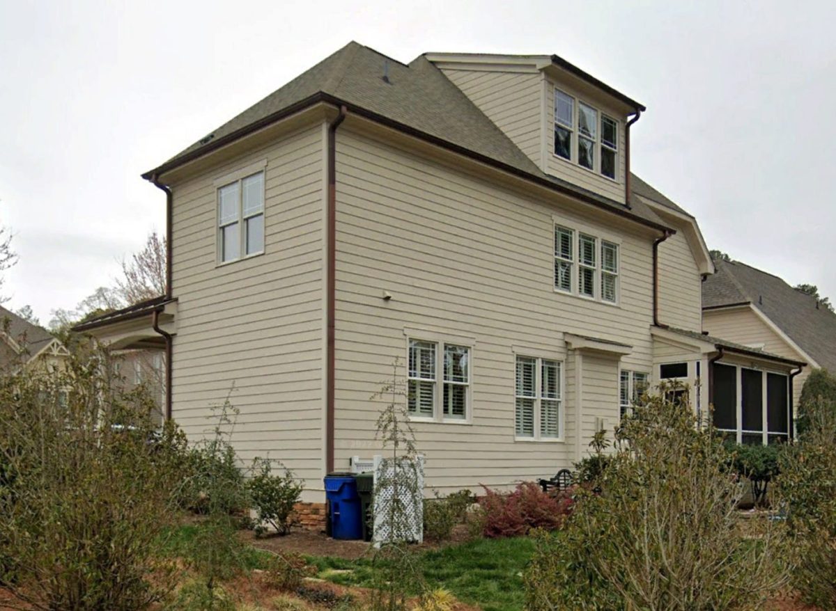 Spacious 4-Bedroom house Plan with 2-Story Traditional Design