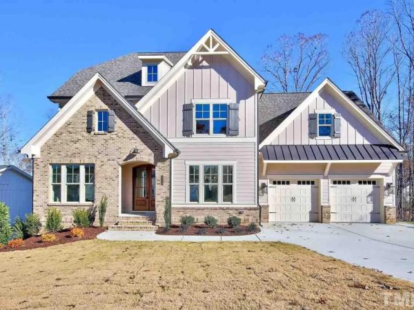 Spacious 5-Bedroom house Plan with Detailed CAD Designs