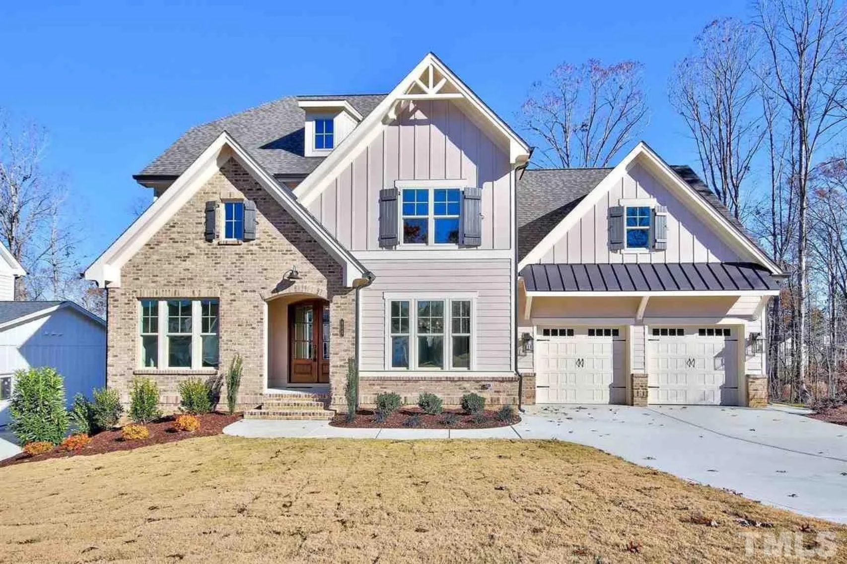 Spacious 5-Bedroom house Plan with Detailed CAD Designs