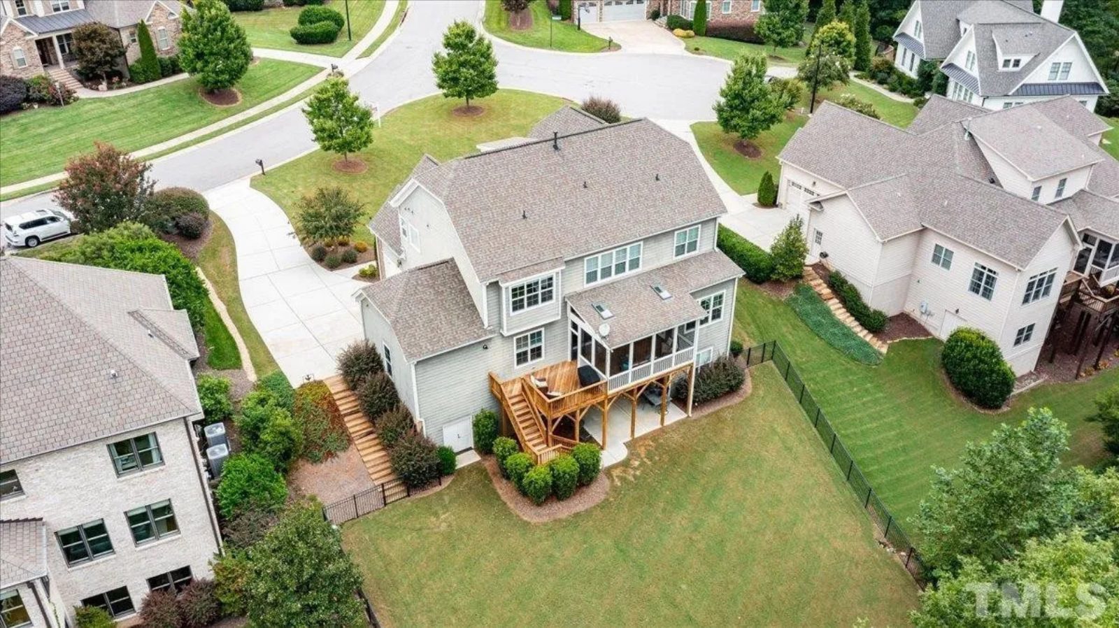 Spacious 5-Bedroom Home Plan with Vaulted Ceilings and CAD Designs