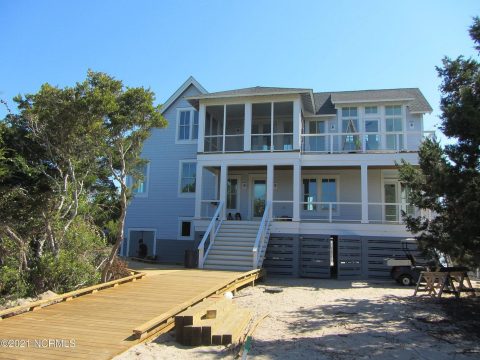 Spacious Coastal house Plan with CAD Floor Plans & Designs