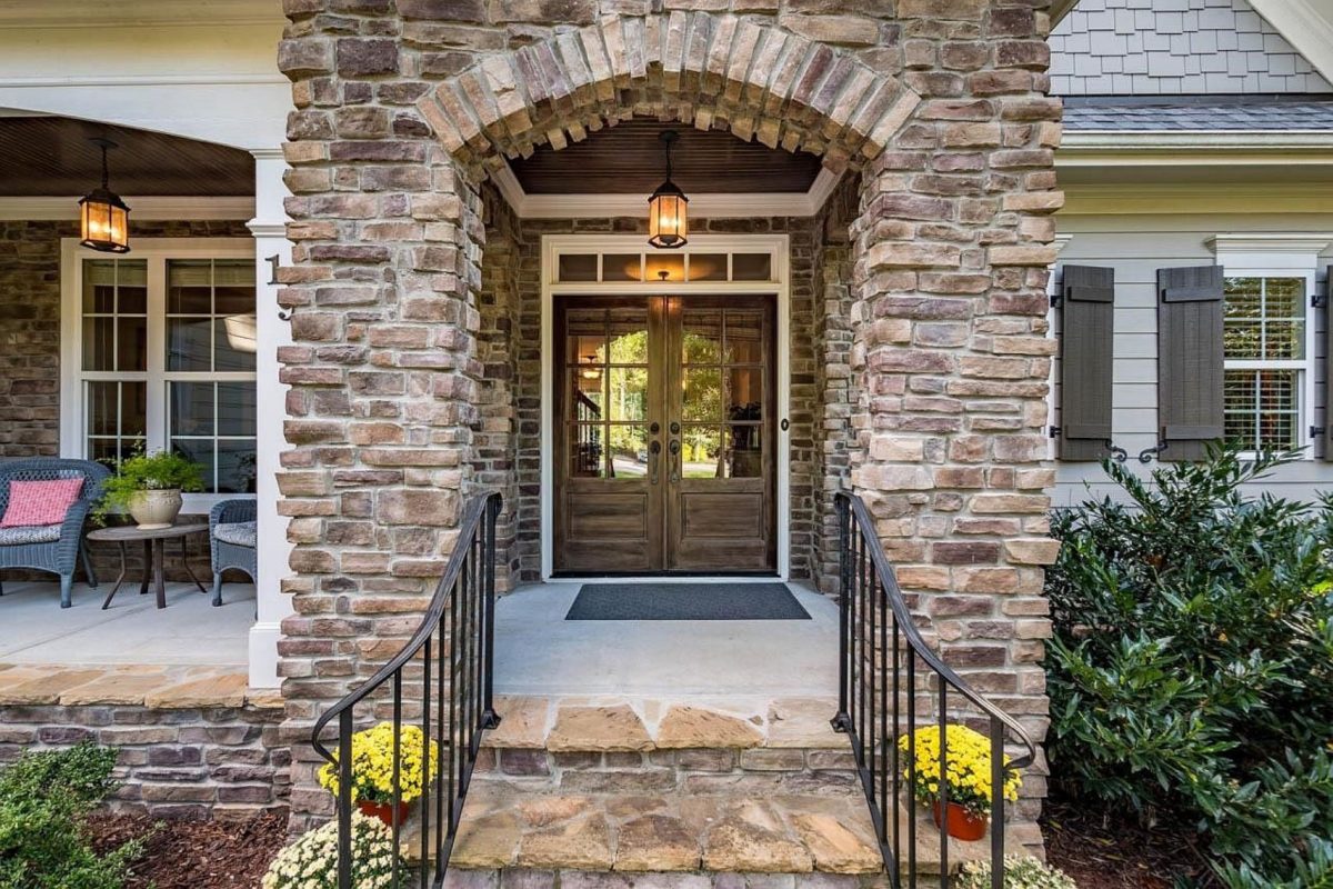 Spacious Craftsman house Plan with 4 Beds