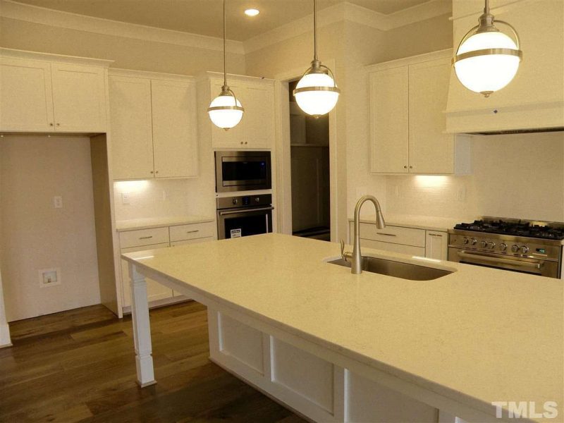 Spacious house Plan with Stunning CAD Floor Plan Designs