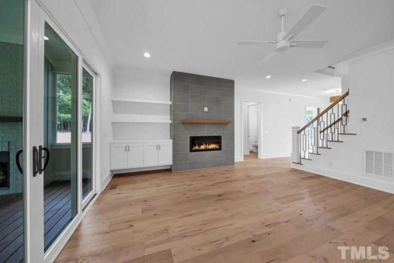 Spacious Traditional house Plan with Detailed Floor Designs