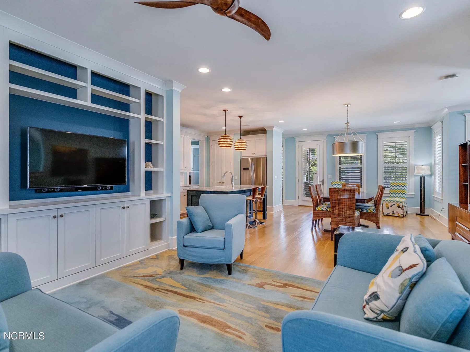 Stunning Coastal house Plan with Modern Features and Blueprint Designs