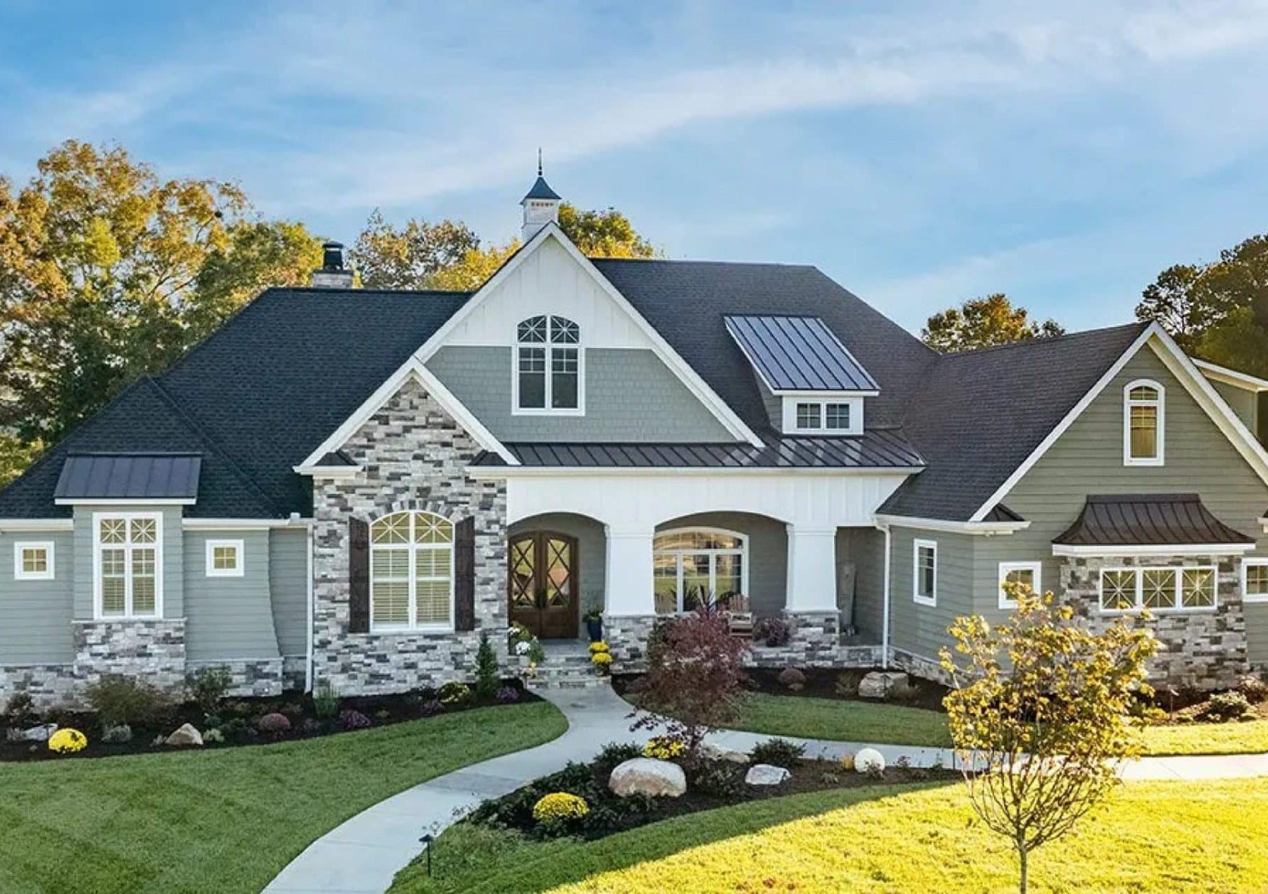 Stunning Craftsman house Plan with 5 Bedrooms and Full Blueprint