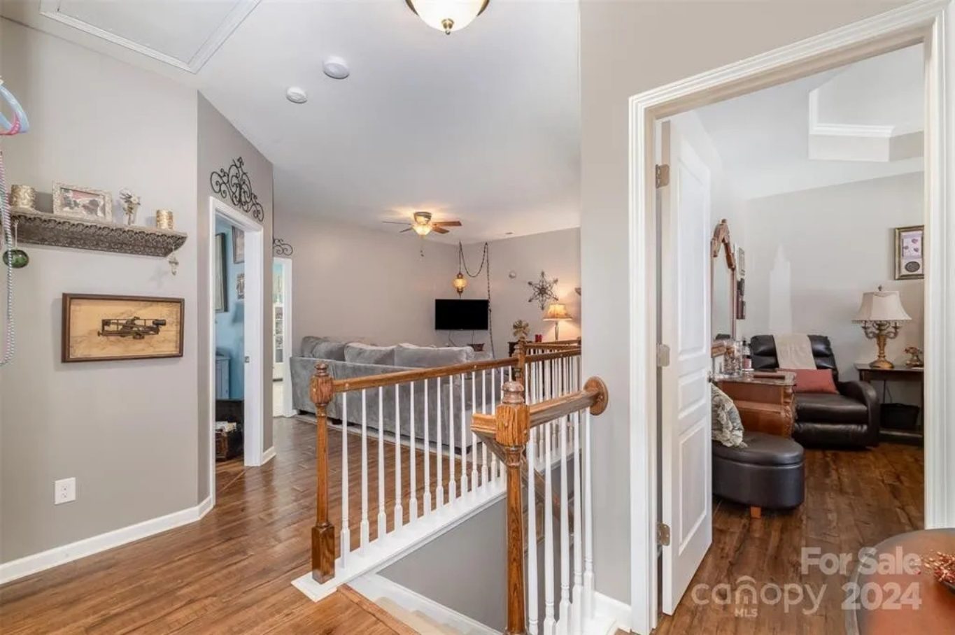 Stylish 2-Bedroom Townhome Blueprint - 2-Story CAD Design