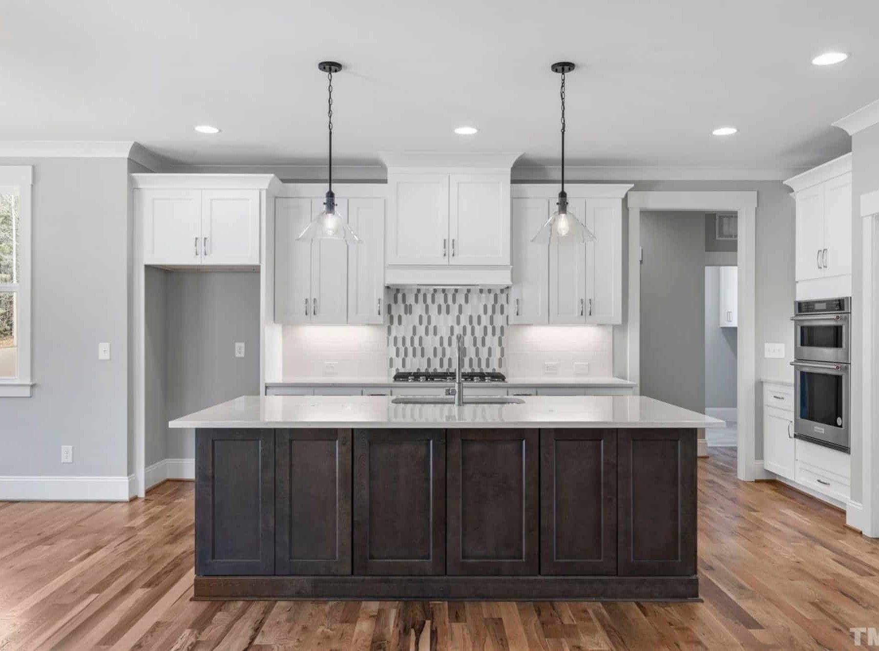 Traditional Craftsman house Plan with 2.5 Floors and Garage