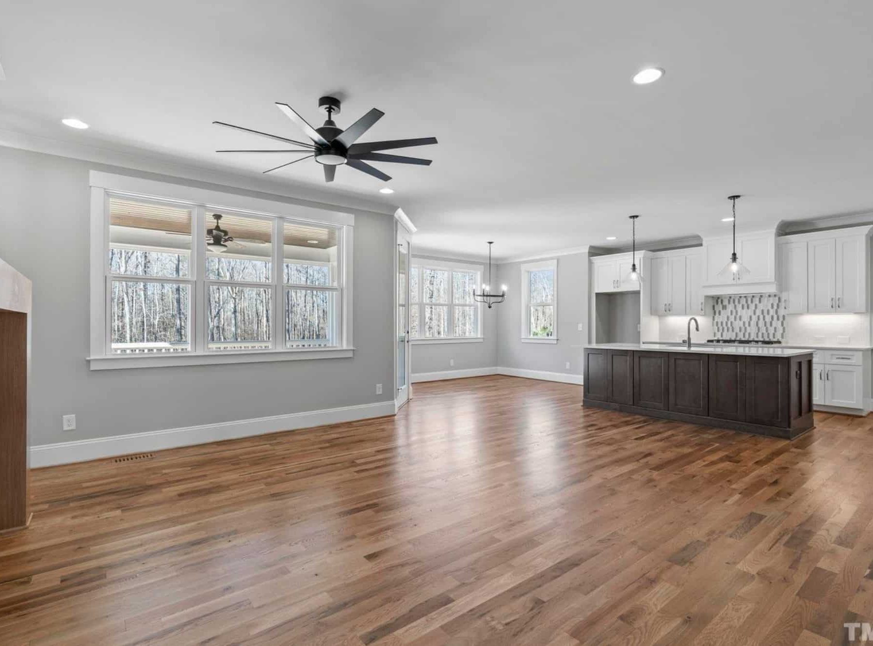 Traditional Craftsman house Plan with 2.5 Floors and Garage