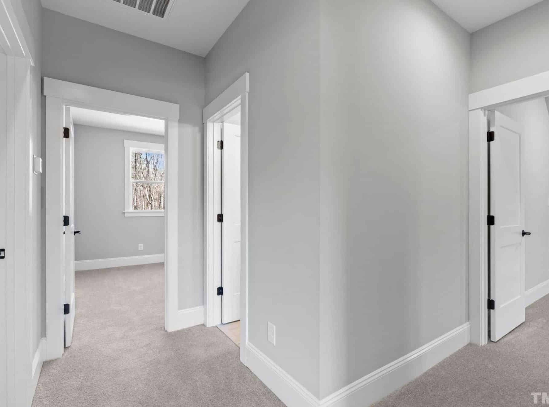 Traditional Craftsman house Plan with 2.5 Floors and Garage