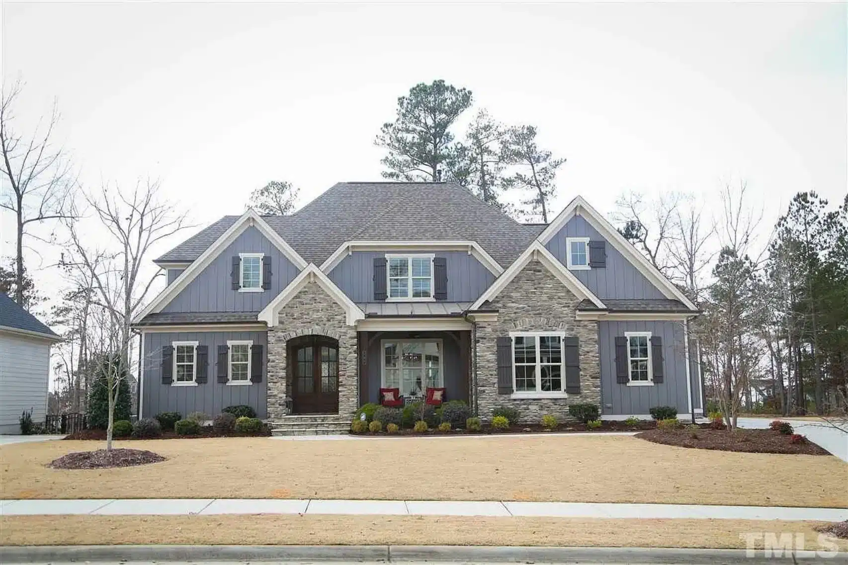Traditional house Plan with CAD Designs and Detailed Blueprints