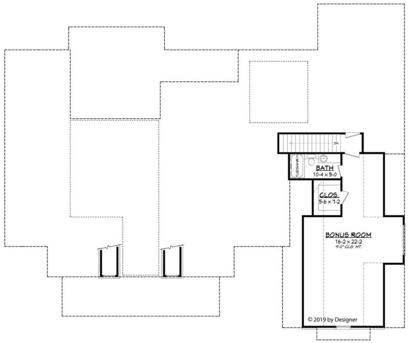 Traditional Southern house Plan with Spacious Floor Designs