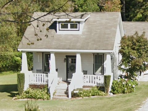 Charming 1.5-Story Craftsman House Plan with 2 Bedrooms & CAD Files