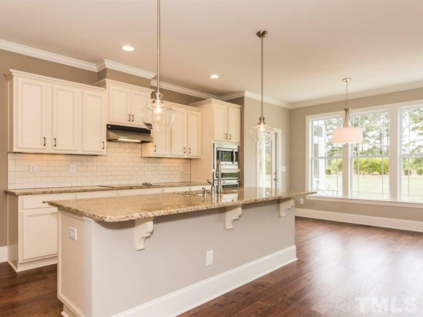 Classic Craftsman House Plan with 4 Bedrooms & Timeless Curb Appeal