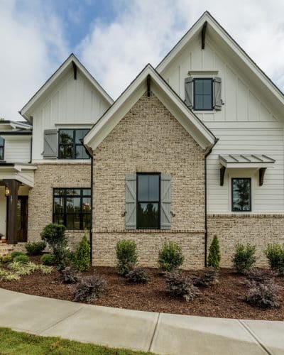 Craftsman Home Plan with Spacious Floor Designs & Blueprint
