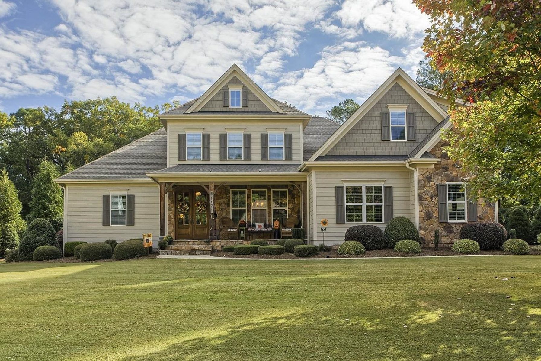 Custom 2-Story House Plan with Vaulted Ceilings & Screened Porch