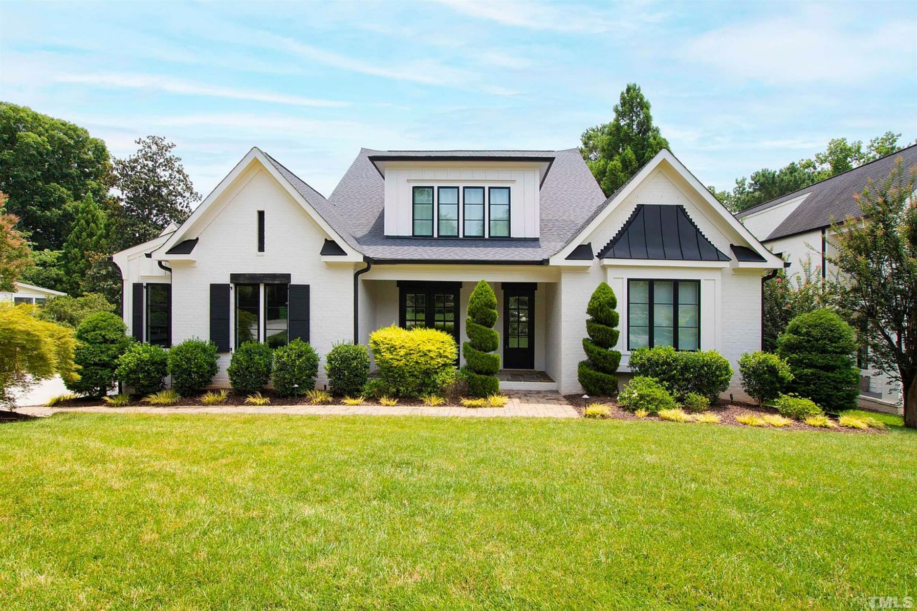 Elegant Two-Story House Plan with Modern Architectural Designs