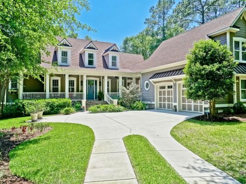 Charming 2-Story House Plan with 3 Beds, CAD Blueprint, and Craftsman Design