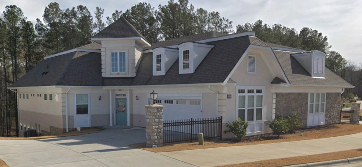 Spacious Duplex Home Plan with 83' x 62' Design and Southern Charm