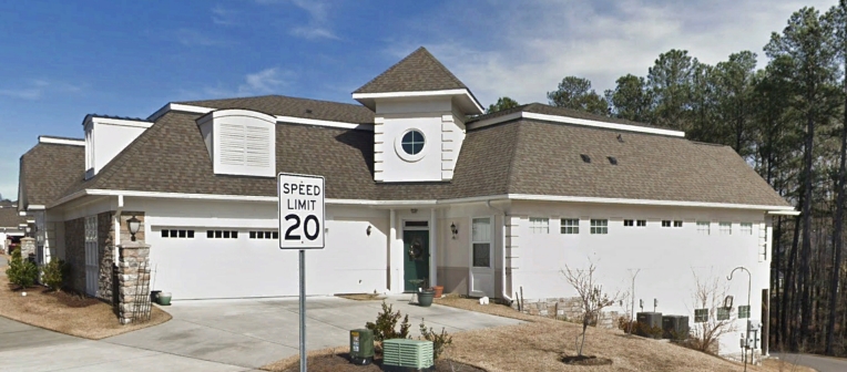 Spacious Duplex Home Plan with 83' x 62' Design and Southern Charm