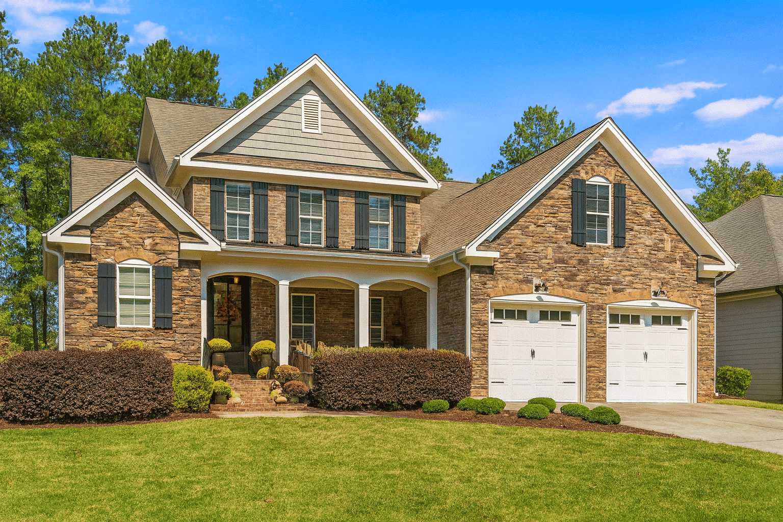 10-1234B HOUSE PLAN - Modern Craftsman house Plan with 4 Bedrooms and Open Designs
